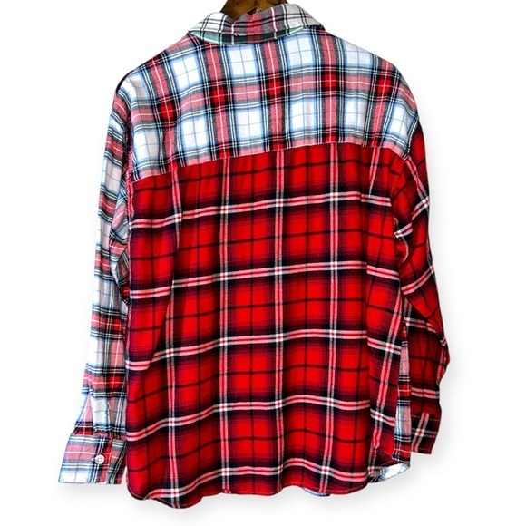 American Eagle lounge plaid long sleeve shirt SIZE MEDIUM - Picture 2 of 4